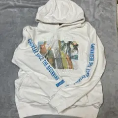 gotcha 白パーカー　プリント　ストリート