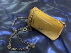 フェラガモ　エナメル　パーティーバッグ