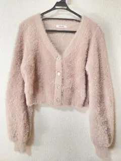 ピンクカーディガン