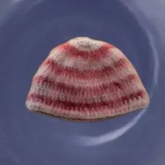 ハンドメイド　ビーニー　クラッシャーハット　編み物 赤　ベージュ　男女兼用