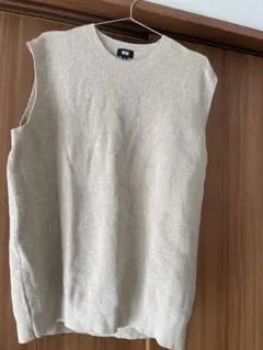 ユニクロ　ニット　ベスト　XLサイズ