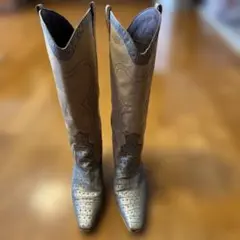 ウエスタン風ブーツ ベージュレザー 中ヒール