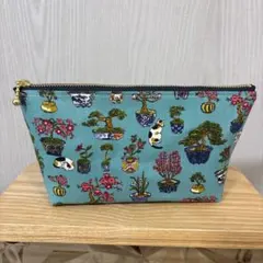 ハンドメイド　ポーチ　 盆栽　三毛猫　刺繍ポーチ　盆栽バサミ