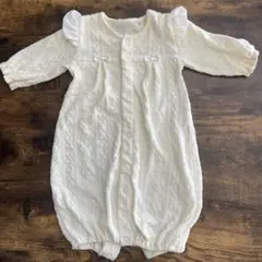 アイボリー レース編みロンパース フリル袖