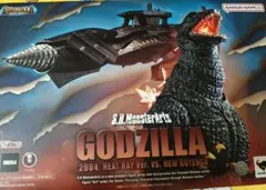 S.H.MonsterArtsゴジラ2004 放射熱線Ver. VS 新・轟天号