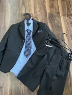 キッズフォーマルスーツ 120cm 黒 ストライプ