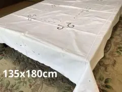 刺繍入り綿ホワイトテーブルクロス　135x180cm No.7299