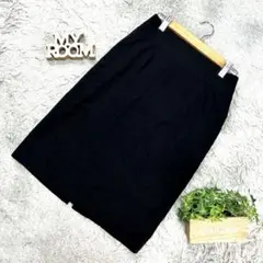 ユニクロ 黒色シンプルスカート S オフィスカジュアル