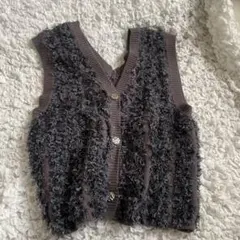 チコ　フリフリ　グレー ニットベスト　秋　春
