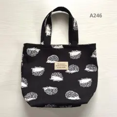 ハンドメイド＊ミニトート＊ハリネズミ＊ブラック＊内布オリーブグリーン