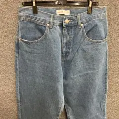 Item thumbnail for item 4ffdeb56-a0d4-4b90-a504-d35b1728c00a