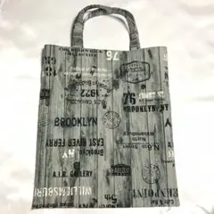 ハンドメイド　ぺたんこバッグA4サイズ　英字