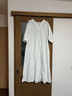 ホワイト 半袖 ロングワンピース