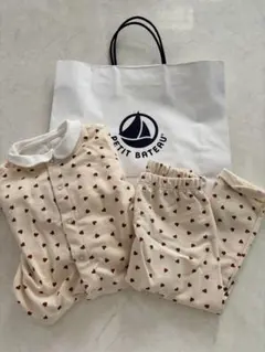 PETIT BATEAU ベビー服セットアップ（ハート柄）