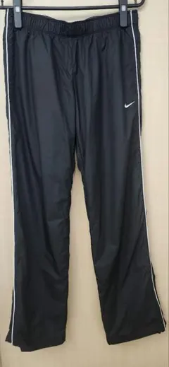 ナイキ　シャカシャカパンツ