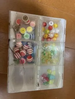【即日発送】ハンドメイド用 ビーズ詰め合わせ ケース付き　ビーズ　手芸　アクセ