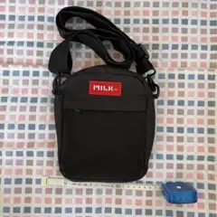 MILK ボディバッグ ブラック