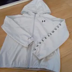 363）UNDER ARMOUR 防水フードジャケット