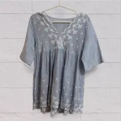 earth music &ecology 刺繍入　ストライプ 半袖 ブラウスのサムネイル