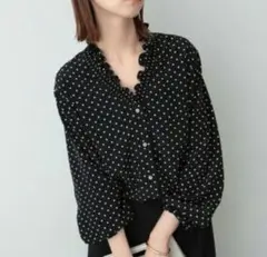SLOBE IENAドット柄ブラウス