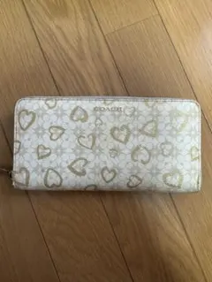 COACH ハート柄 長財布