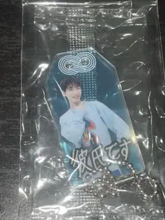渡辺翔太　アクリルキーホルダー