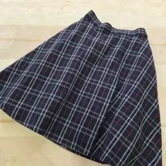 Vis 紺 チェック フレアースカートのサムネイル