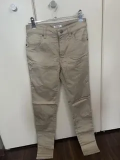 スキニーパンツ