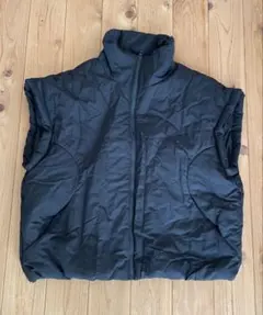 中綿ジャケット　袖なし