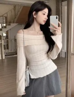 shein オフショルダー　トップス　Tシャツ