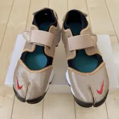 2026年最新】nike エアリフト 25 ゴールドの人気アイテム - メルカリ