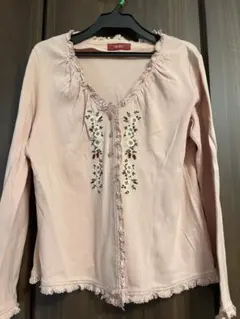 ピンクハウスの刺繍カーディガン