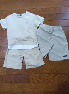 ベージュ Tシャツ ショートパンツ セット と半ズボンの2 点