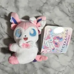 ポケモンセンター限定 ニンフィア ぬいぐるみ 2018 ハロウィン - メルカリ