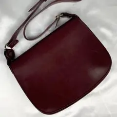 美品 カルティエ レザー ショルダーバッグ マストライン エンボス加工 ボルドー