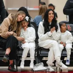 てつみね様専用出品　ヴァネッサ・ブライアント着用NIKE KOBE6 GS規格