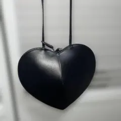 eny様 雑誌掲載 美品 ALAIA ハート型ショルダーバッグ アライア 雑誌掲載 美品 ALAIA ハート型ショルダーバッグ アライア alaia