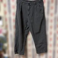 ジーユーguライトデニムカーブタックアンクルパンツ ダークグレー