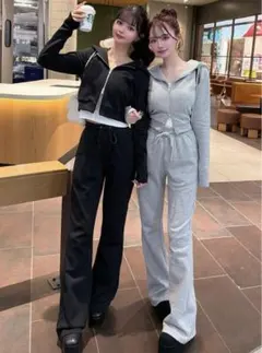 グレイル　ショート丈パーカー×フレアパンツ　スウェットセットru1532