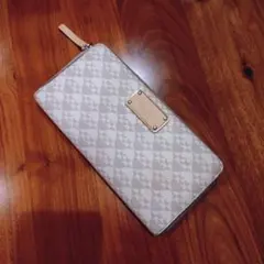 ケイト・スペード kate spade 長財布 ラウンドファスナー 白系