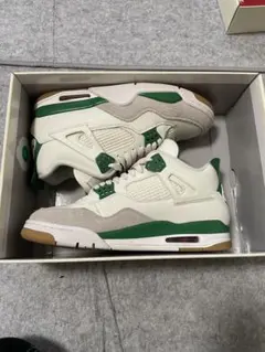 Nike SB × Air Jordan 4 