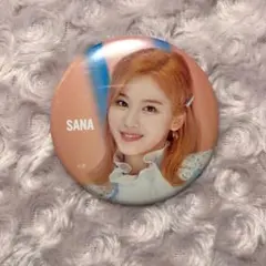 2026年最新】twice サナ 缶バッジの人気アイテム - メルカリ