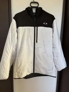 ✴︎美品✴︎ 冬用　OAKLEY メンズXL 中綿ジャンバー