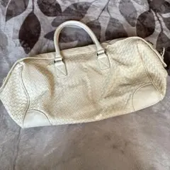 ホワイト レザー ボストンバッグ 編み込みデザイン