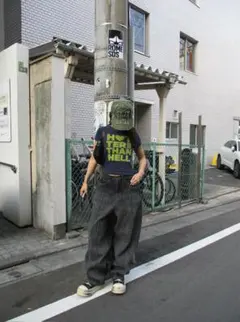 hth tuck denim ブラック　完売品