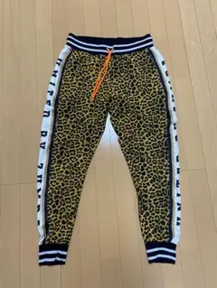 ZUMBAウエア　ヒョウ柄パンツMサイズ