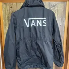 バンズVANS ブラック　ナイロンパーカー　フード付き　ジャケット　ロゴ