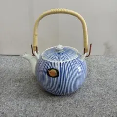 ストライプ模様の６号急須 茶こし付き（有田焼）