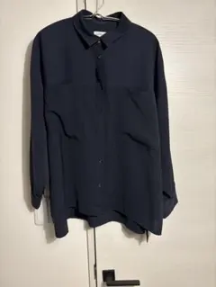 SIMPLICITÉ フード付き長袖シャツ ダークグレーとワイドパンツのセット 