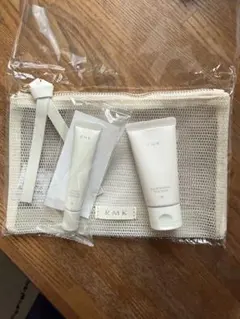 RMK オリジナルメッシュポーチ 日焼け止め　洗顔料のサムネイル